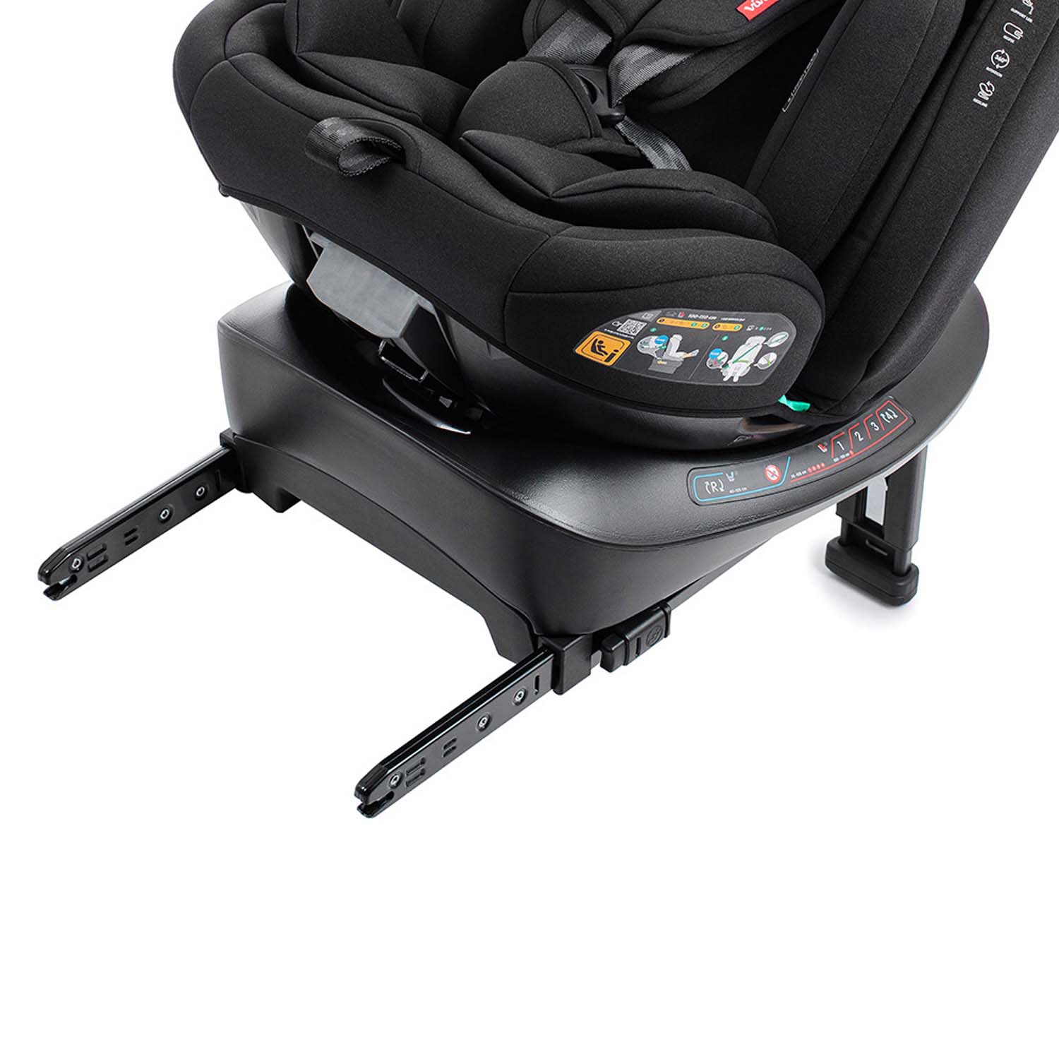Los anclajes isofix de la silla Jade i-Fix facilitan una instalación segura.